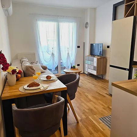 Adela Apartment Pula